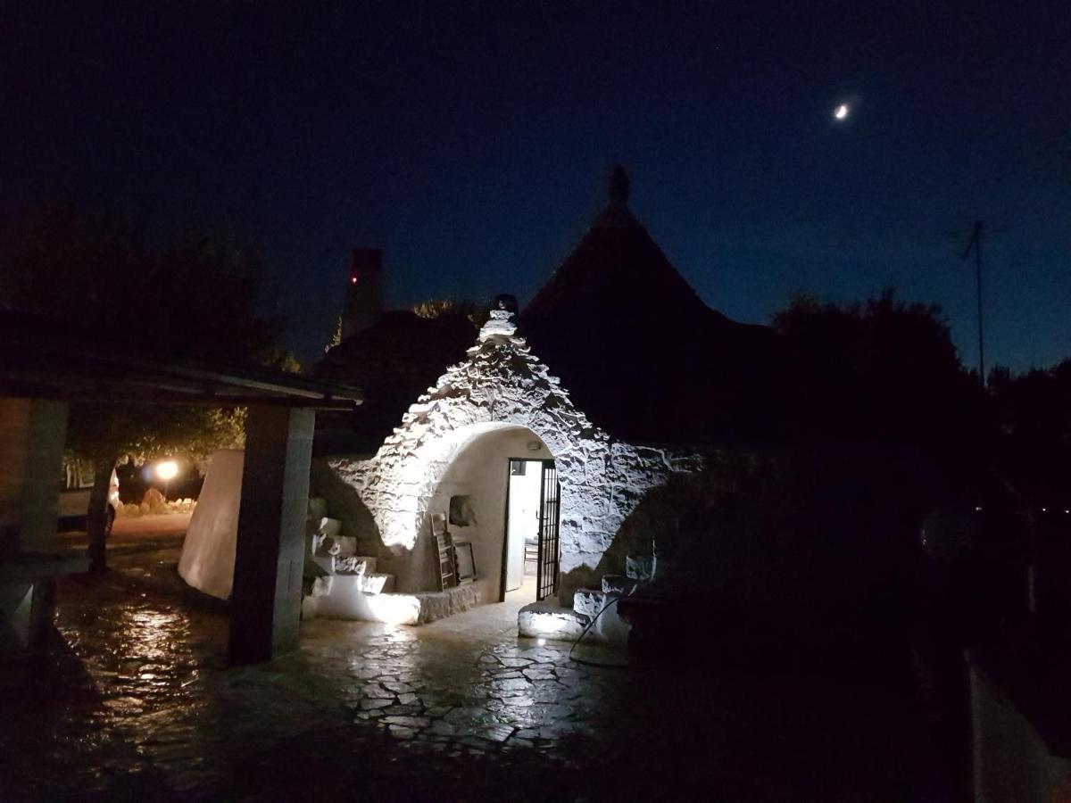 Trullo Incantevole Ostuni Exterior photo